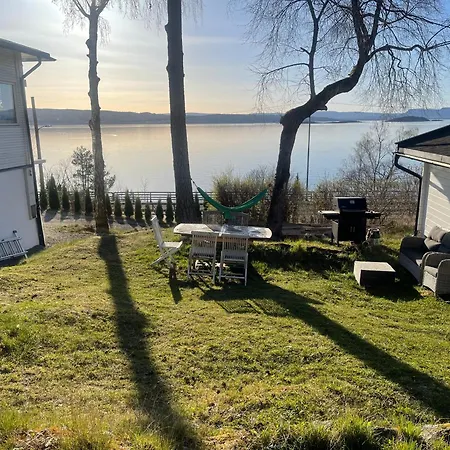 Apartment With1 Bedroom Separate Living With A Sofa Bed And A Tiny Kitchen A Bathroom Located In Nordstrand Near By The Sea For 3 Guests With A Garden And Grill With Sea View Just Outside The