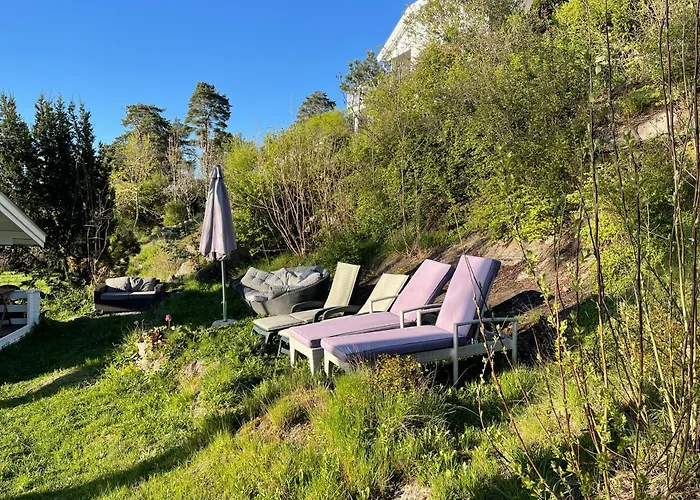 With1 Bedroom Separate Living With A Sofa Bed And A Tiny Kitchen A Bathroom Located In Nordstrand Near By The Sea For 3 Guests With A Garden And Grill With Sea View Just Outside The * Oslo